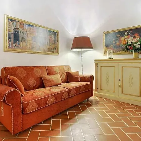 Canacci Apartment *